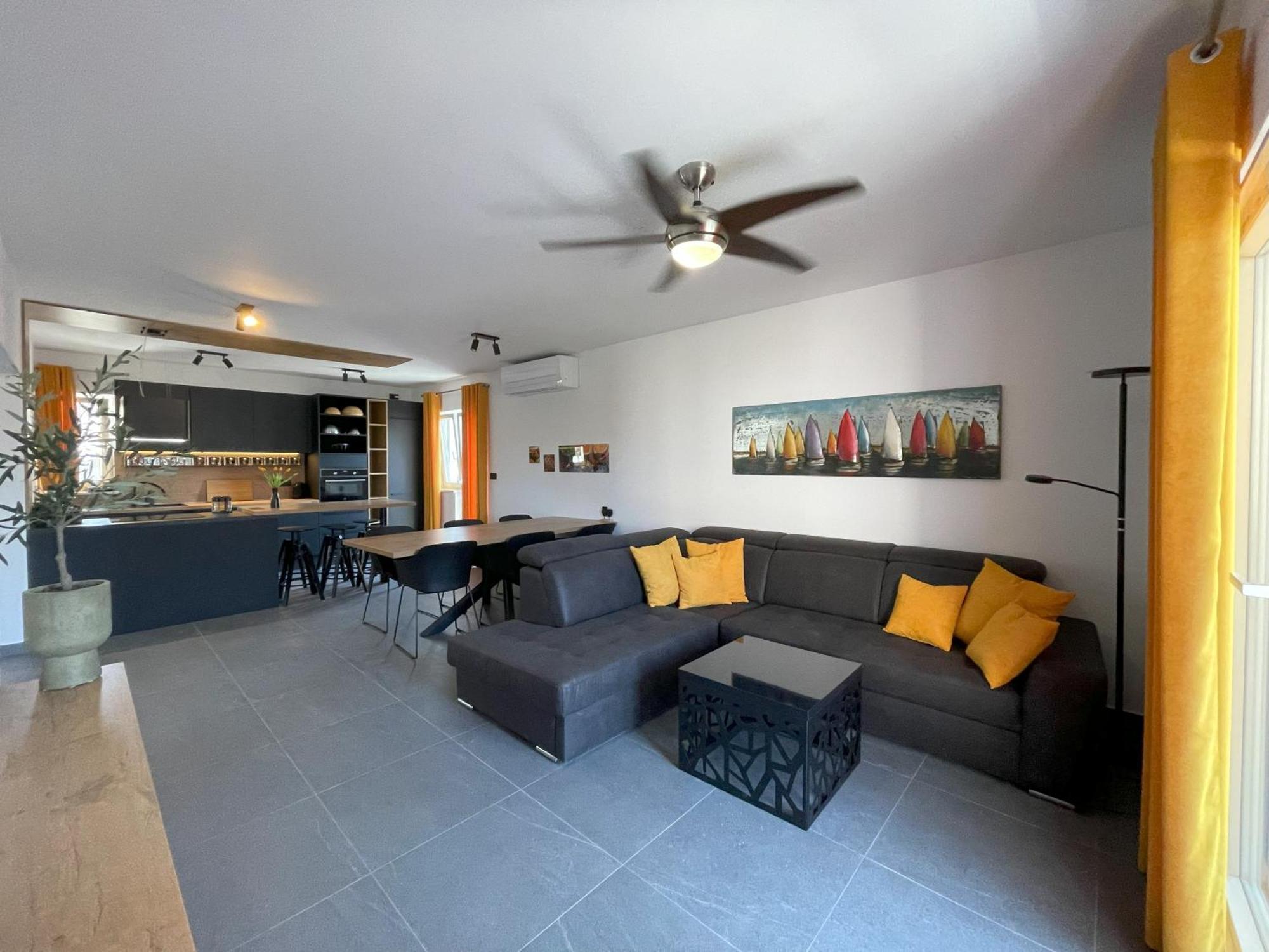 Valkane Beach Apartments PUY 외부 사진
